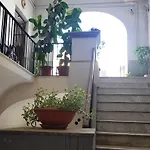 Metro Duomo Oda ve Kahvaltı