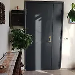Oda ve Kahvaltı Metro Duomo