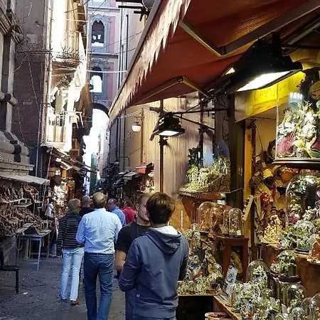 Bed & Breakfast Metro Duomo Neapel