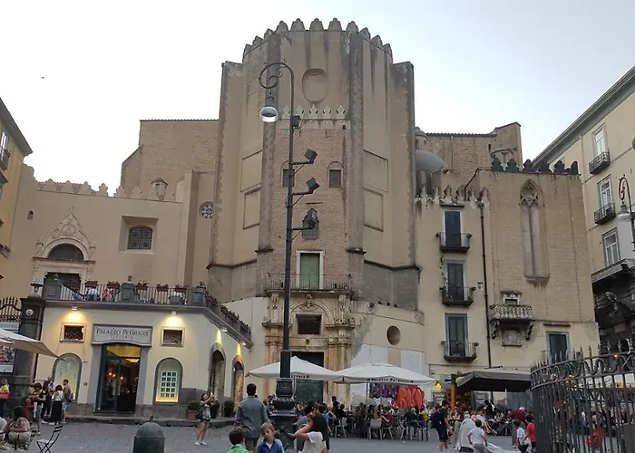 Oda ve Kahvaltı Metro Duomo Napoli